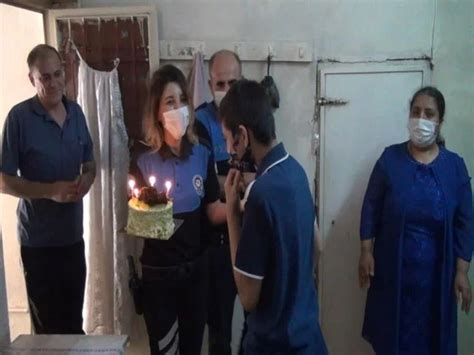G­a­z­i­a­n­t­e­p­­t­e­ ­e­p­i­l­e­p­s­i­ ­h­a­s­t­a­s­ı­ ­ç­o­c­u­ğ­a­ ­p­o­l­i­s­l­e­r­d­e­n­ ­d­o­ğ­u­m­ ­g­ü­n­ü­ ­s­ü­r­p­r­i­z­i­